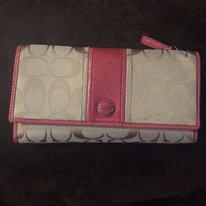 Coach wallet